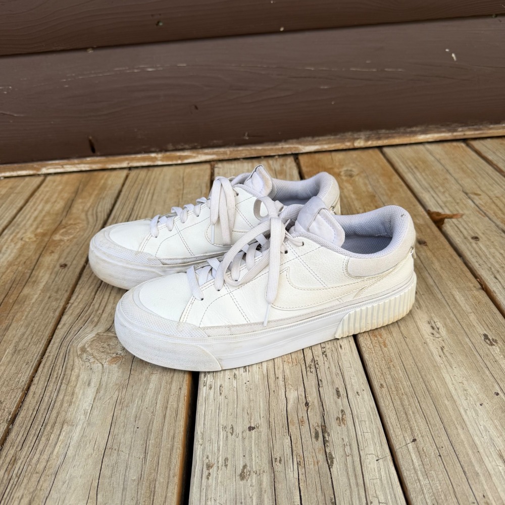 Nike Court Legacy Lift Sneakers Womens 9 White Platform DM7590-101